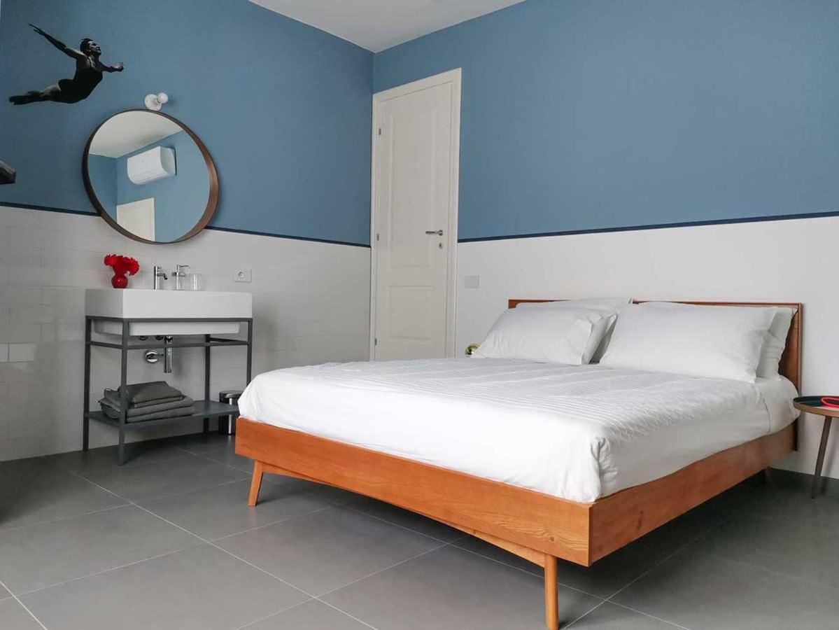 Casa Sebina - Your Design Home On The Lake - 3 Bathrooms 3 Bedrooms Desenzano del Garda Exterior photo